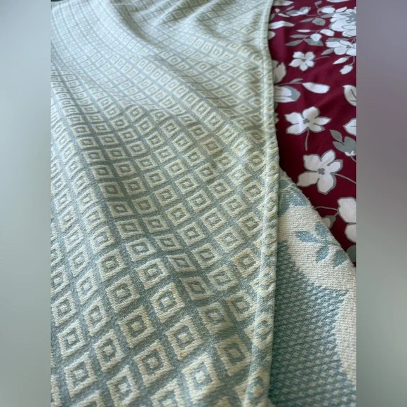 COTTON WOVEN KING BLUE CREAM 6” FRINGE MEDALLION BEDSPREAD 115x115” - Picture 5 of 8